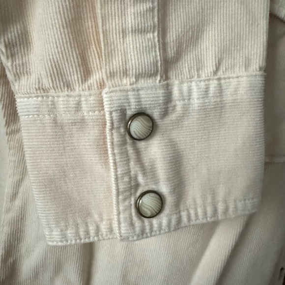 Shyanne Cowgirl Corduroy Snap‑Button Shirt – Women’s Size M, Long Sleeve Western - Picture 9 of 11